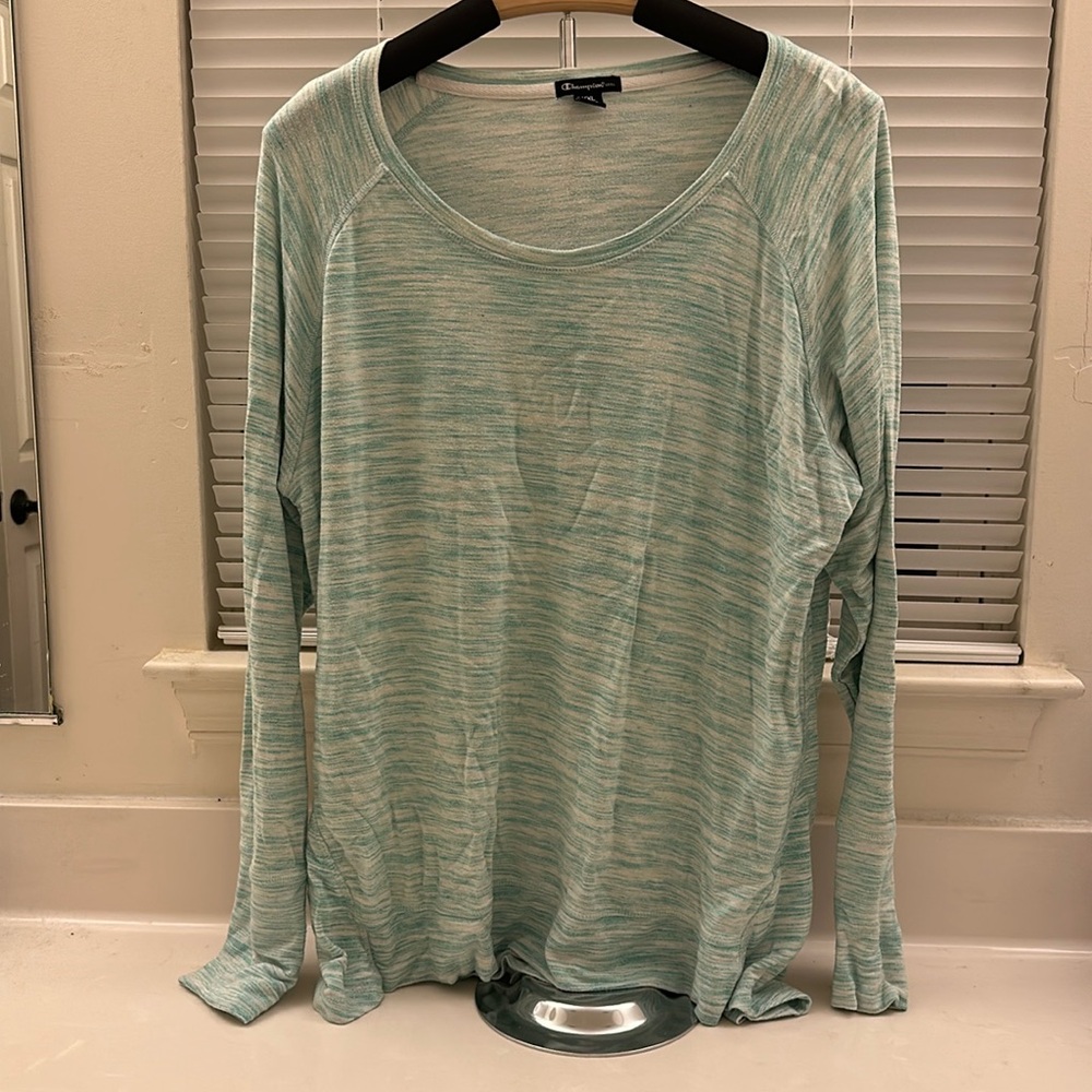 Champion long sleeve athletic shirt